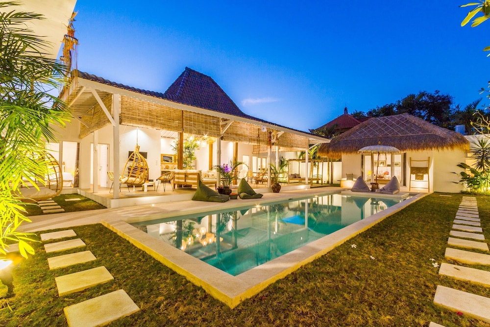 Villa M by Alfred in Bali - Stunning Family Villa With Pool at Seminyak Beach