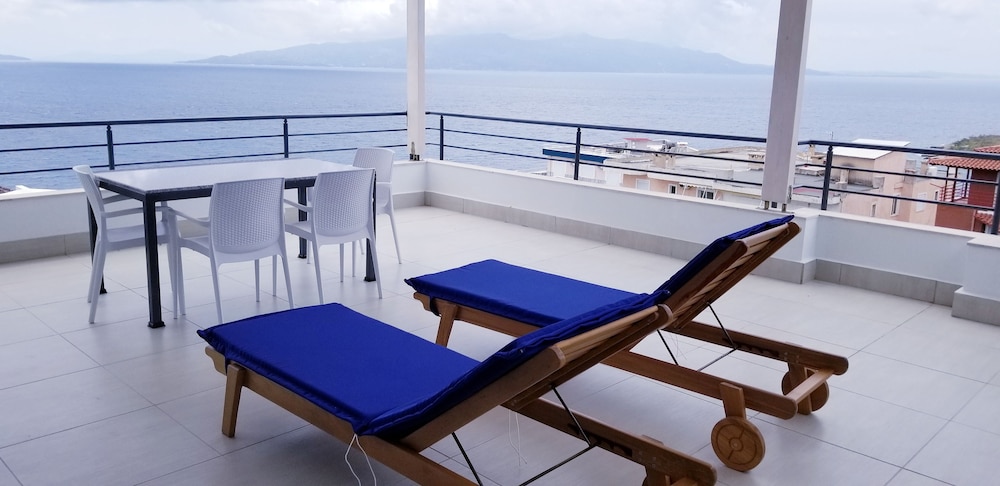 Blue Residence