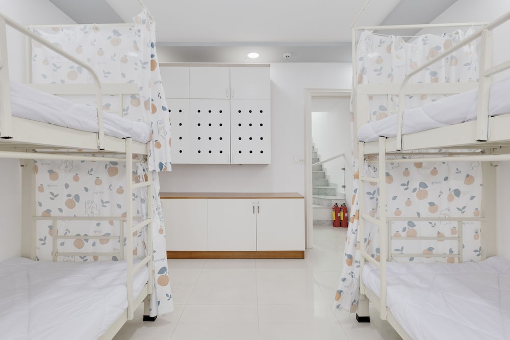 Saigon Authentic Hostel & Tours