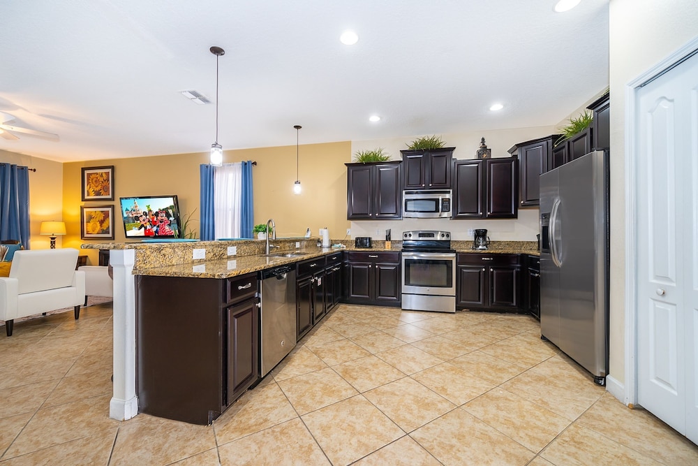 Orlandoasis by Avantstay 8bdr Pool Movie Theater Game Room Resort Access
