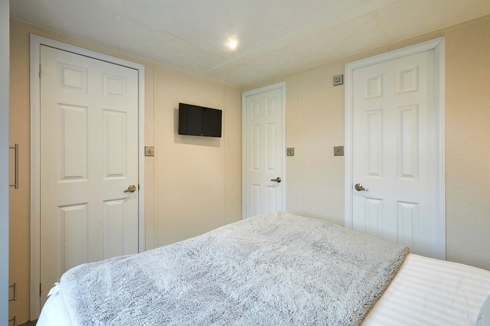 Host Stay Lucas Lodge