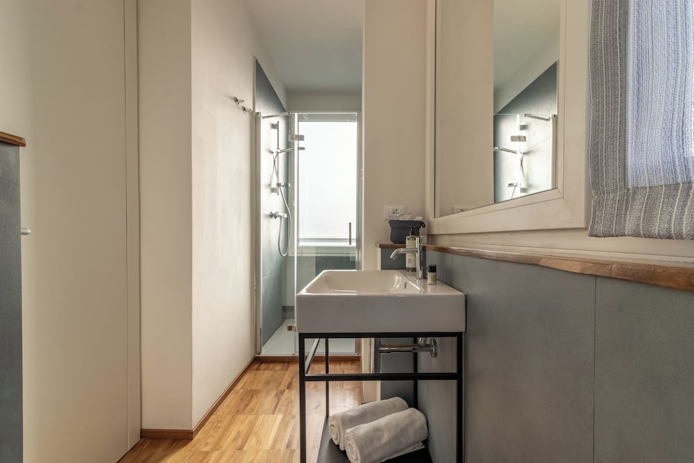 Il Faro luxury rooms & lounge