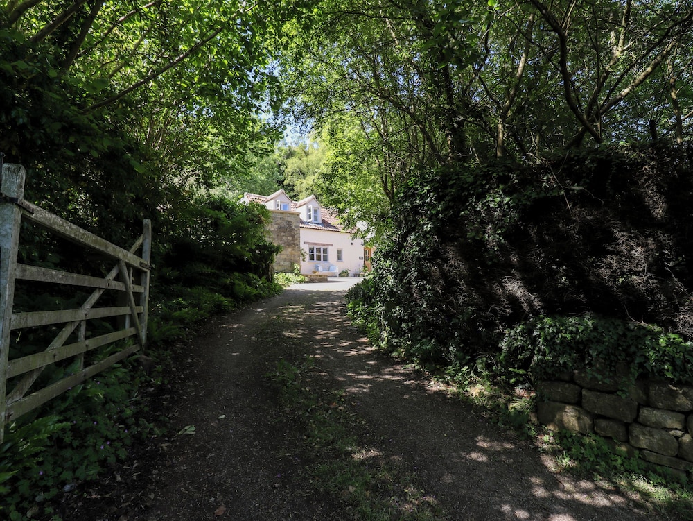 Spring Cottage