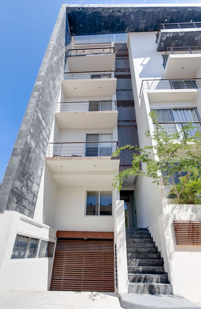 Jungle & Ocean View Condos