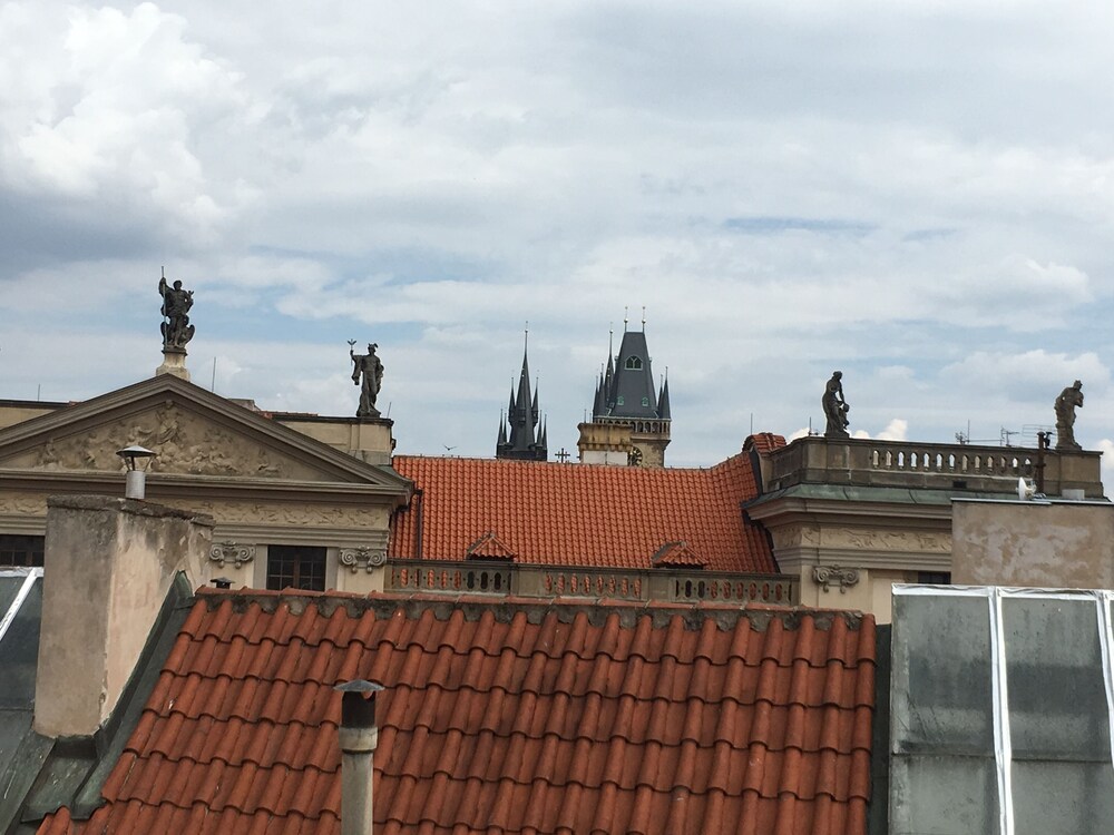 Incredible 2Br Loft in Heart of Prague