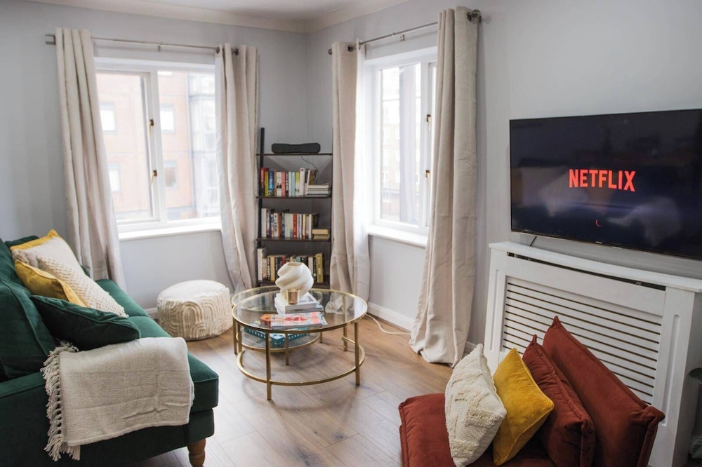 Sienna Haven 2 Bed 1 Bath and Park