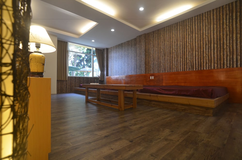 Moonlight Hall