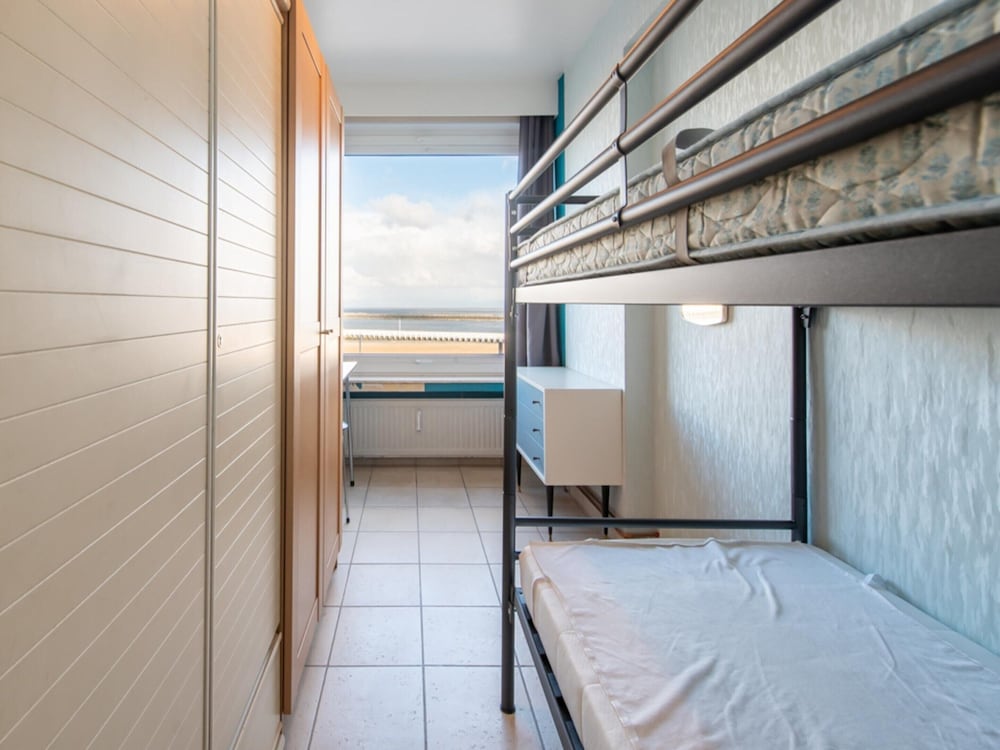 Apartment in Ostend With Sea Views
