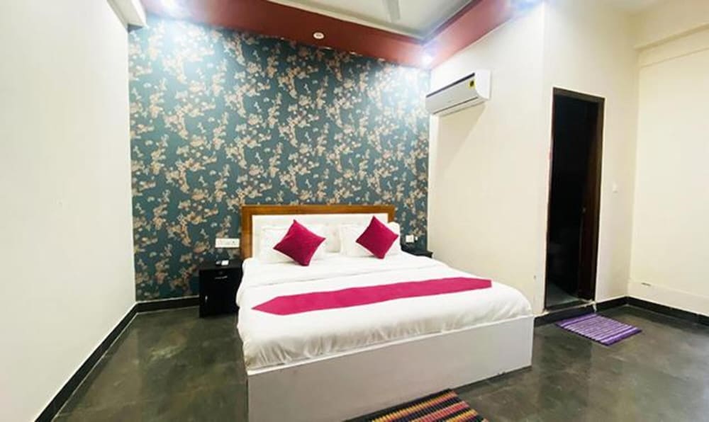 Fabhotel The Verve