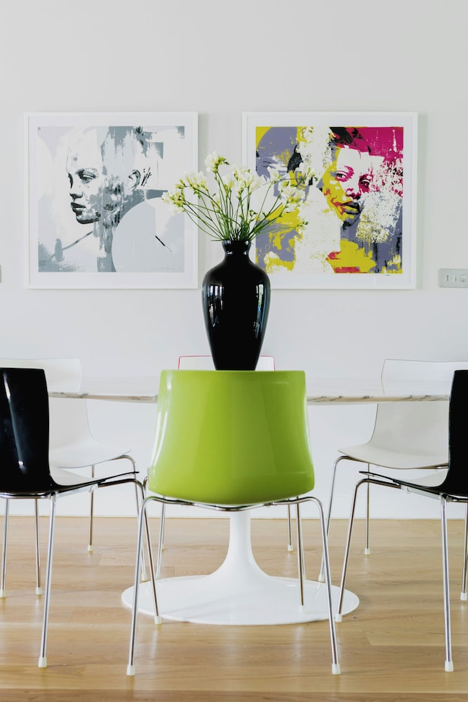 Compton Street by Onefinestay