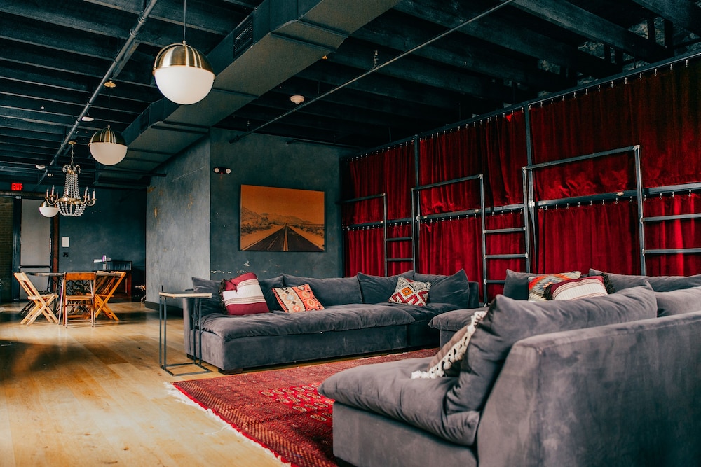 lounge