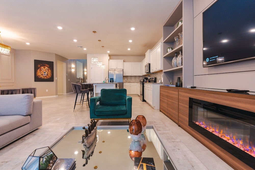 New Home Luxury 8 Bedrooms At Windsor Island