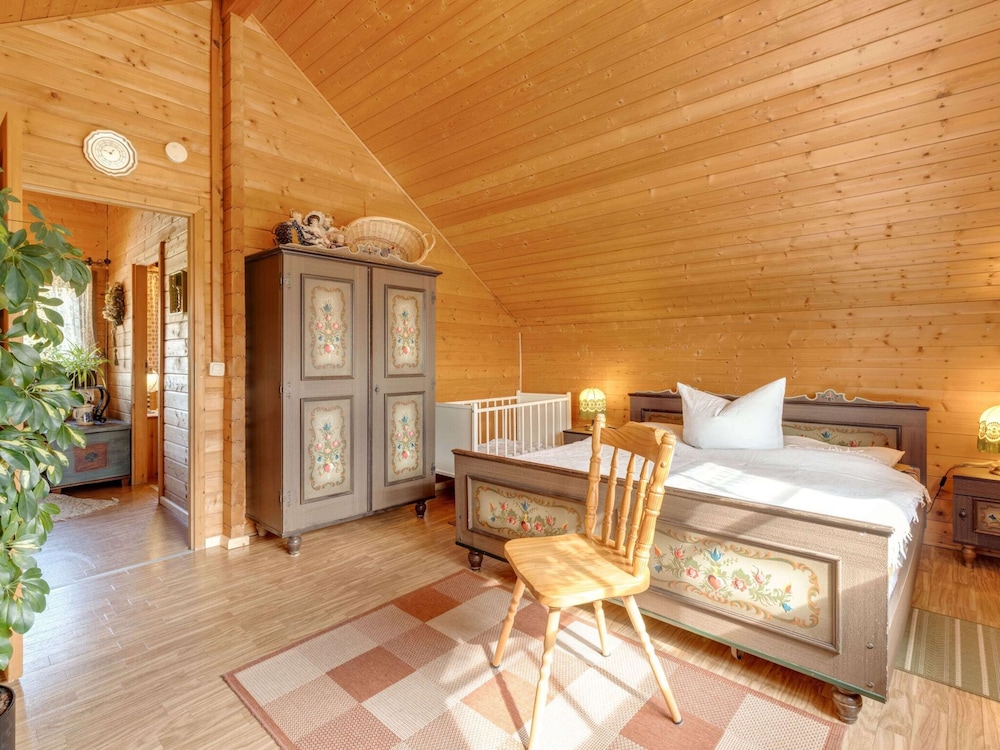 Holzferienhaus in Hinterrod mit Sauna