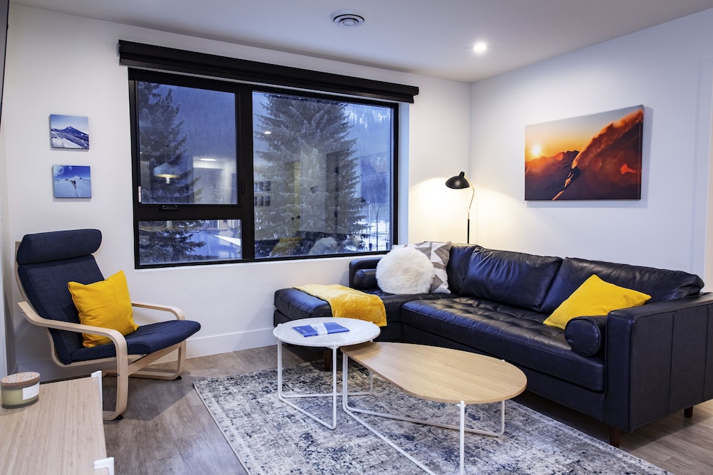 Separate Reality By Revelstoke Vacations