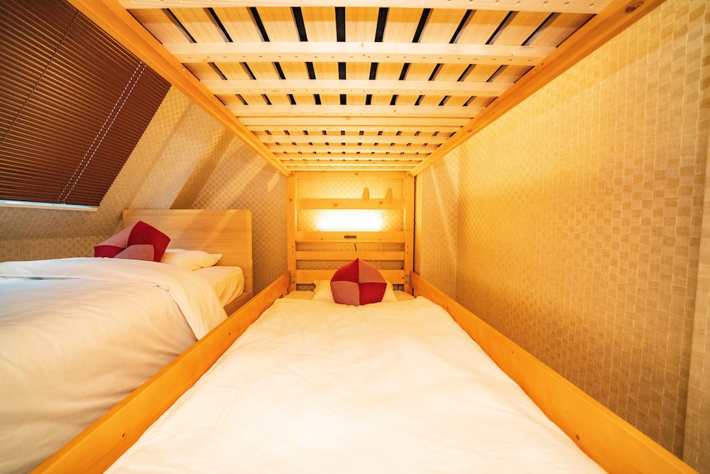 Kaguya Asakusa - Hostel, Caters to Women