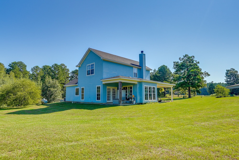 Peaceful Haynesville Vacation Rental w/ Yard! view 5