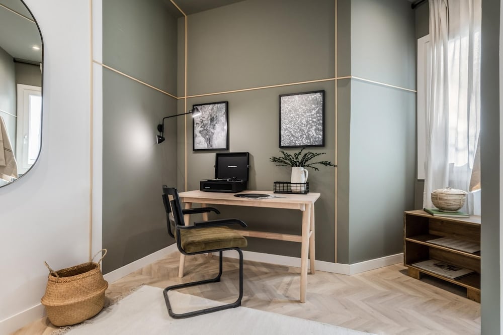 Dilar - 3 Bedrooms and Office in Trafalgar