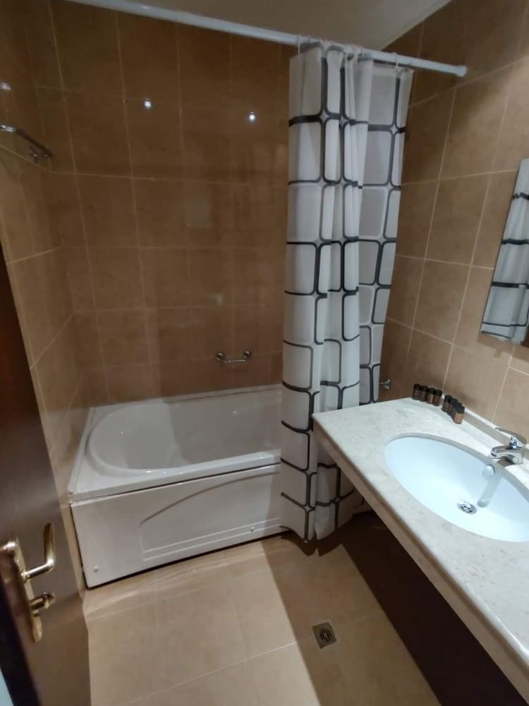 2405 Cosy Mountain View Apartment - 200mbps Wi-fi!