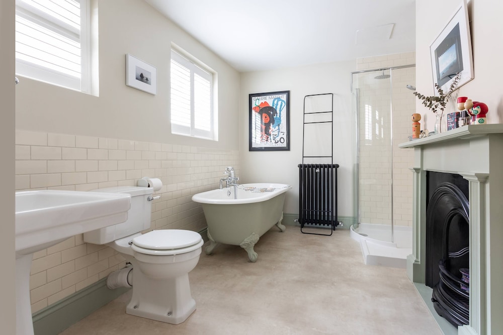 Baxendale Street by Onefinestay