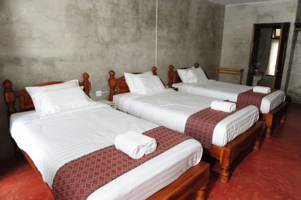 Phu-Anna Eco House