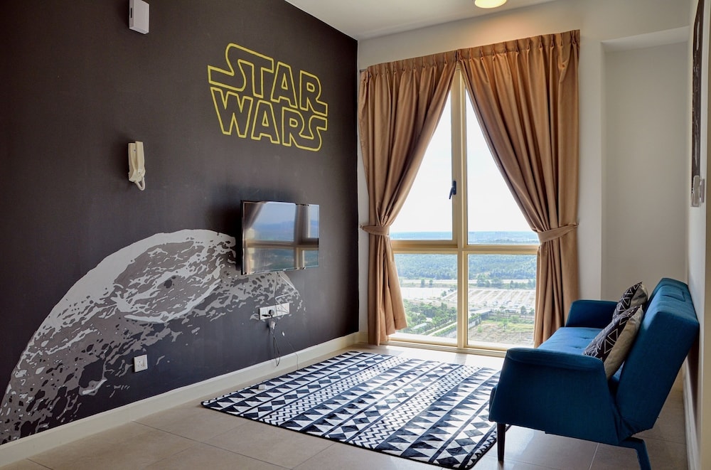 Holi Afiniti Themed Suites