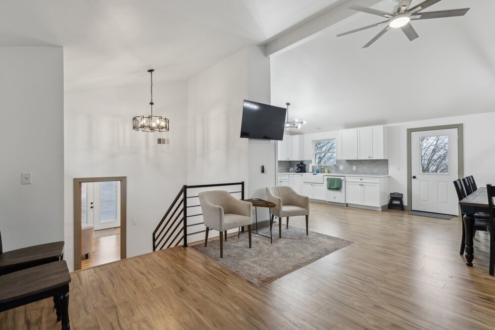 Lost Ridge Retreat 5 Bedroom Home