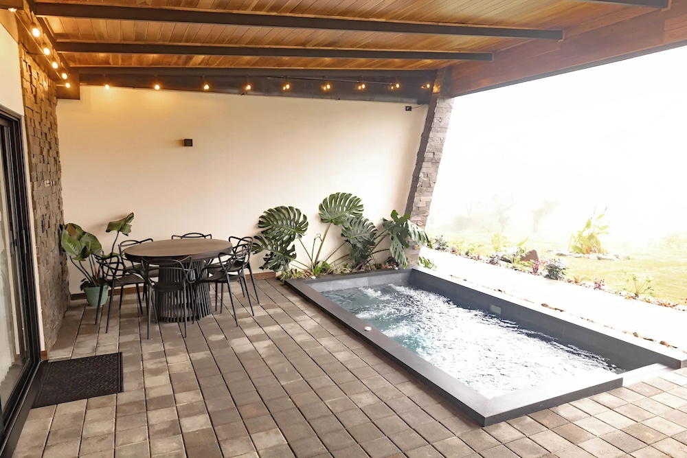 Villas Jawara