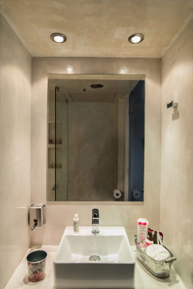 AthinA STREETAPARTMENTS