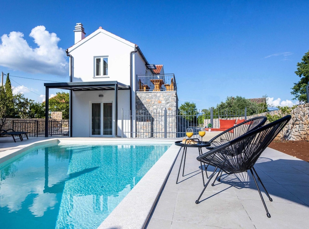Luxury Krk Villa With Private Pool and Gardens