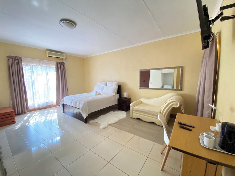 Mokolodi Hide out