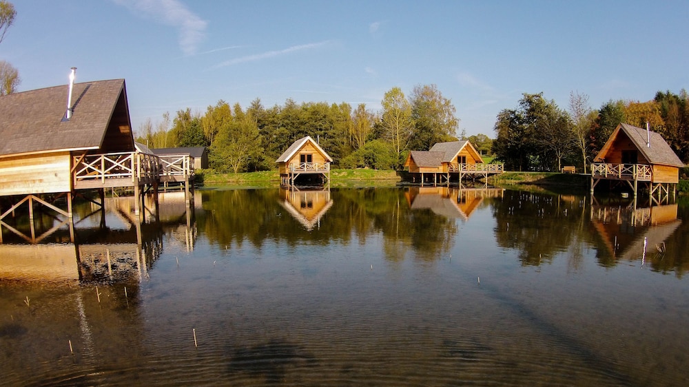 AquaLodge