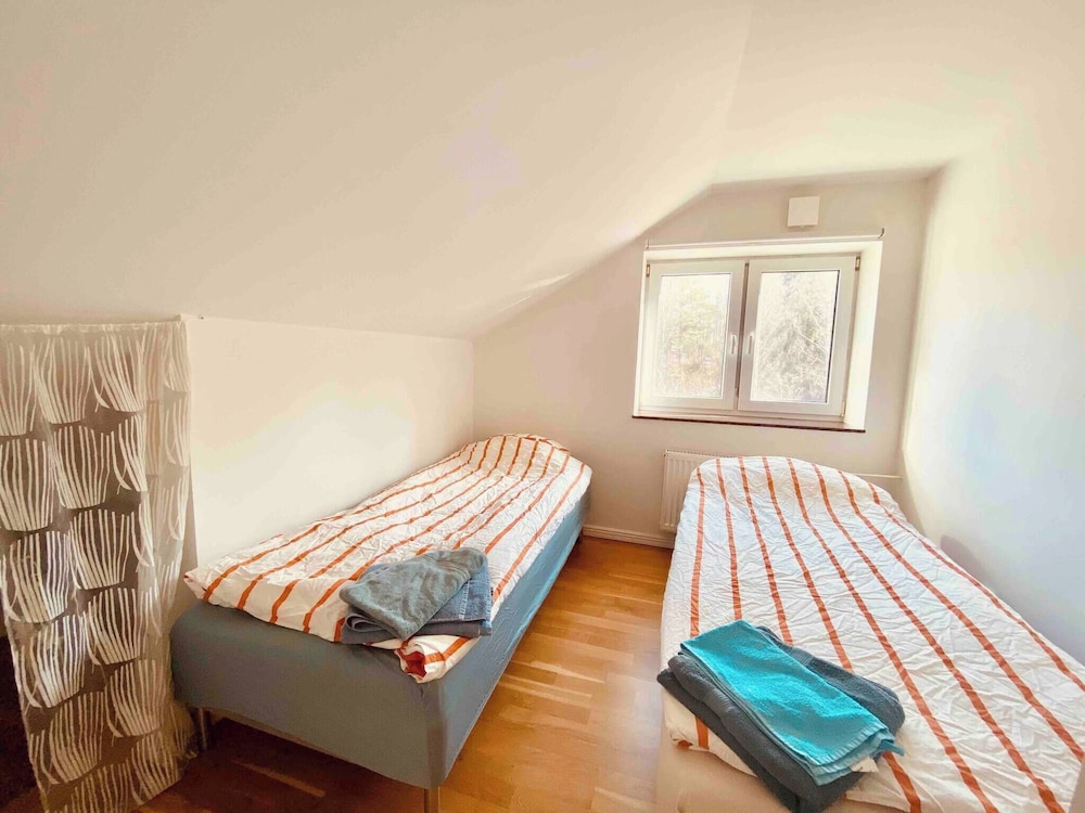 Bjurvik's Villa - Flat 3 - Business Customers Only view 3