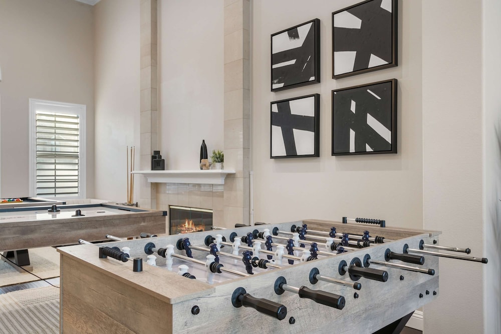 Luxury Pool Home w Theater Games Mountain View
