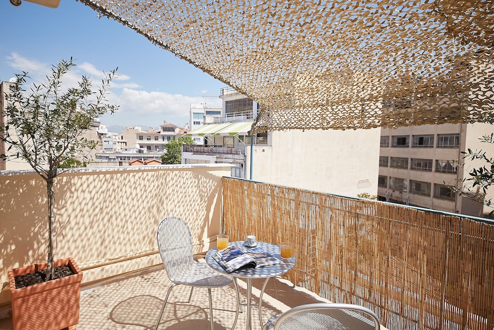 toStay Athens