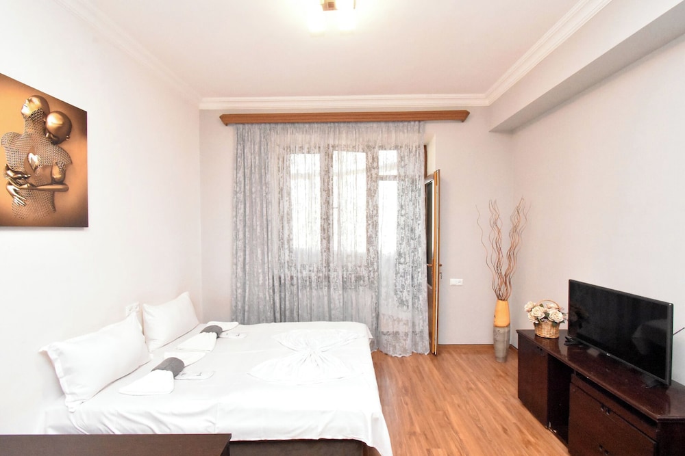 Apartment on Argishti street