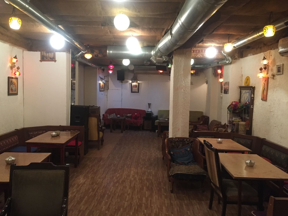 Istanbul Paris Otel & Pansiyon - Image 69