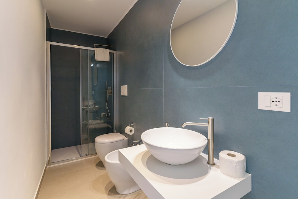 KleoSuites