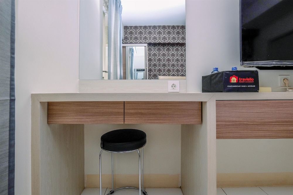 Fancy and Nice Studio Apartment at Podomoro Golf View