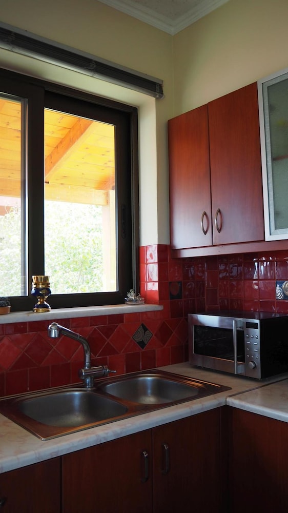 Armonia Apartments