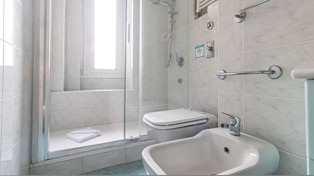 Italianway - Lecchi 20 photo 5