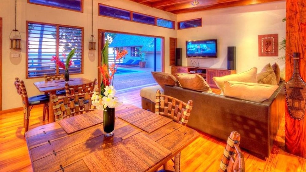 Beachfront Private Villa - view 13