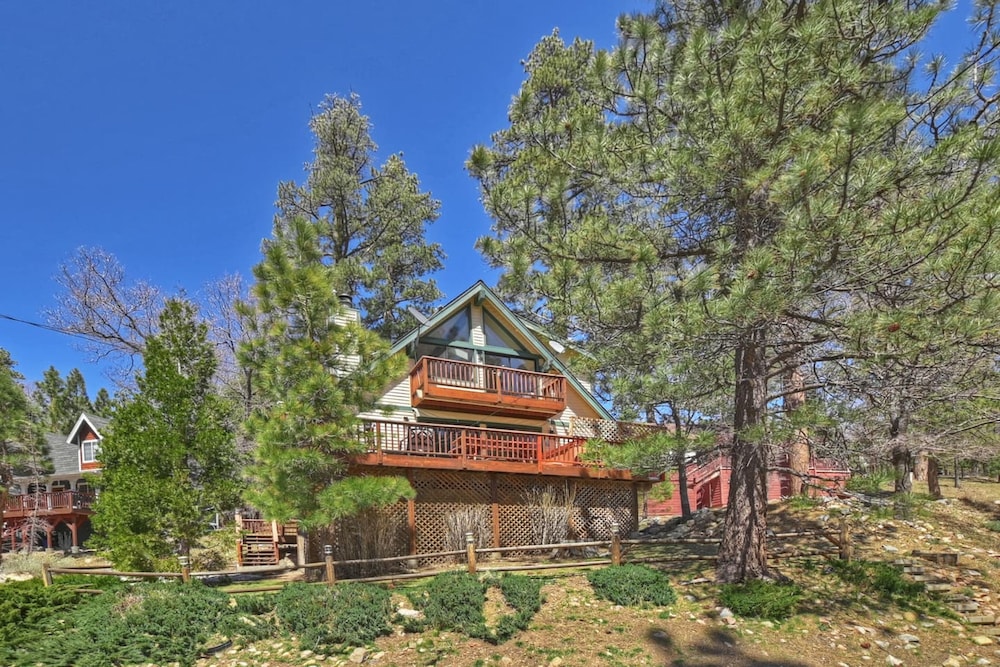 Bear Canyon Cabin Beautiful Views HotTub