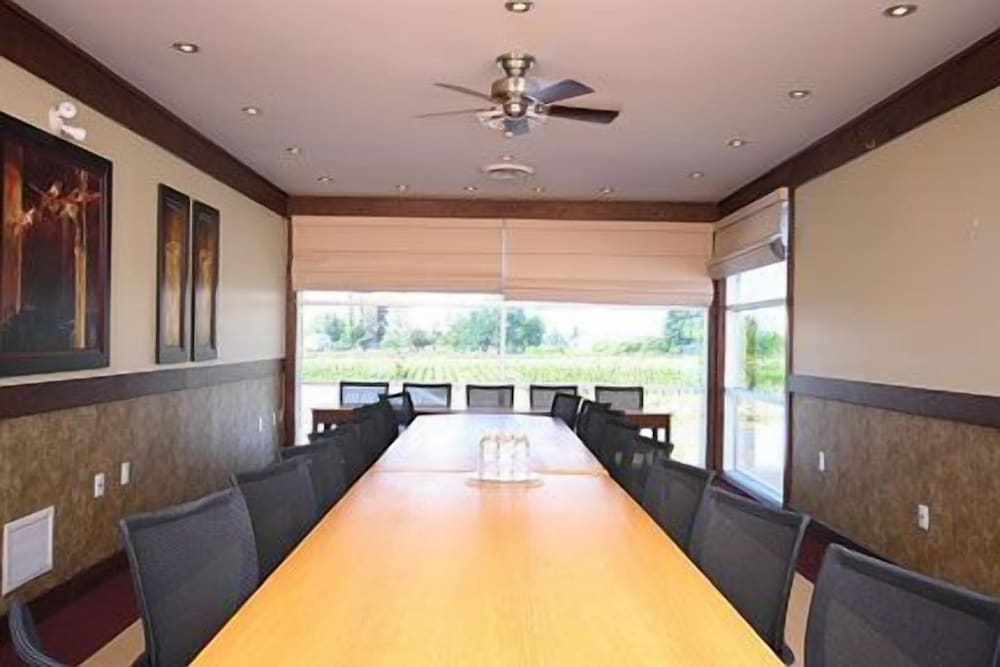 meeting & event spaces