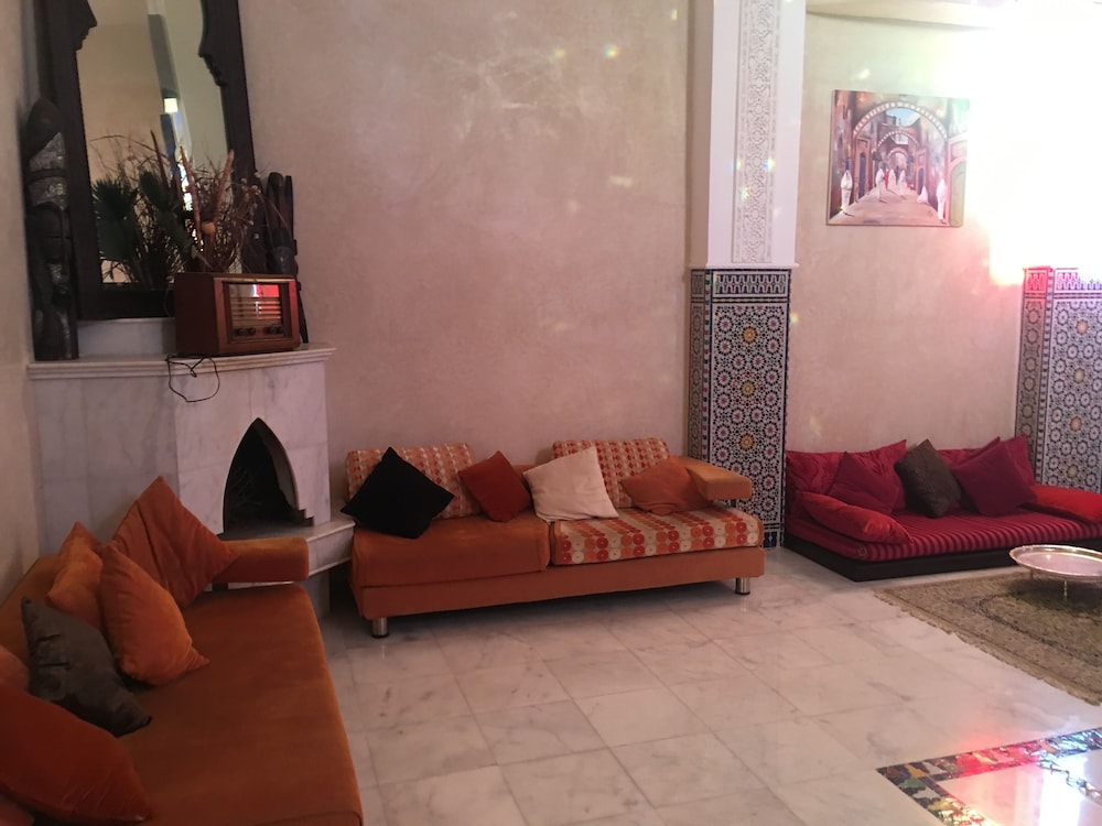 lounge