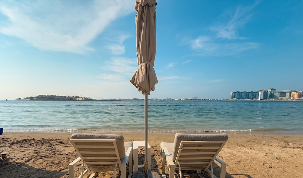 LUX The Atlantis View Luxury Beach Suite