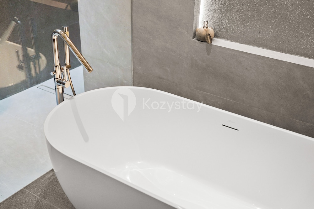 Dago Escape Villa by Kozystay - Bandung