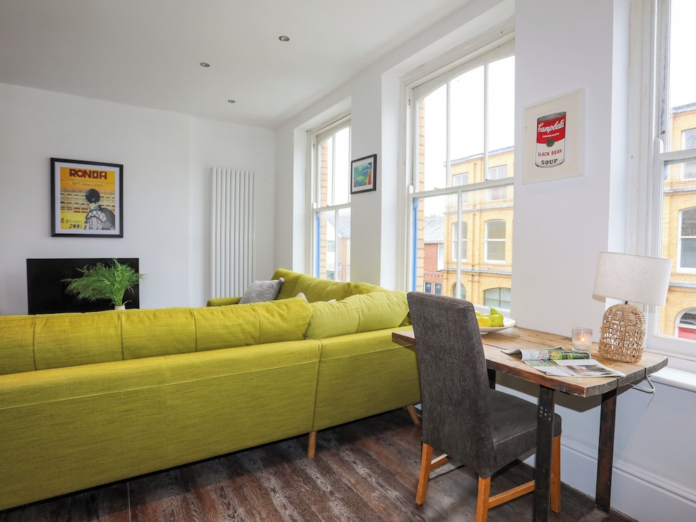 Harbourside Apartment