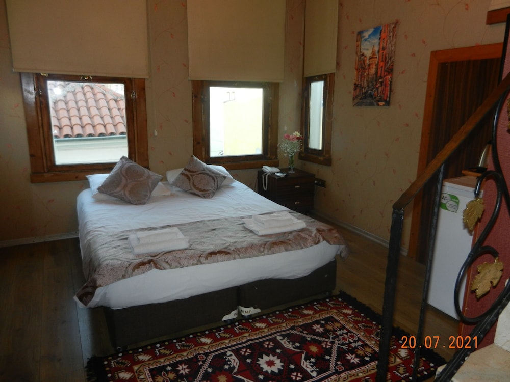 Royal Suites Sultanahmet - Image 37