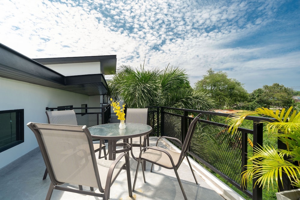 Bali Style 4BR Pool Villa Serenity Rawai