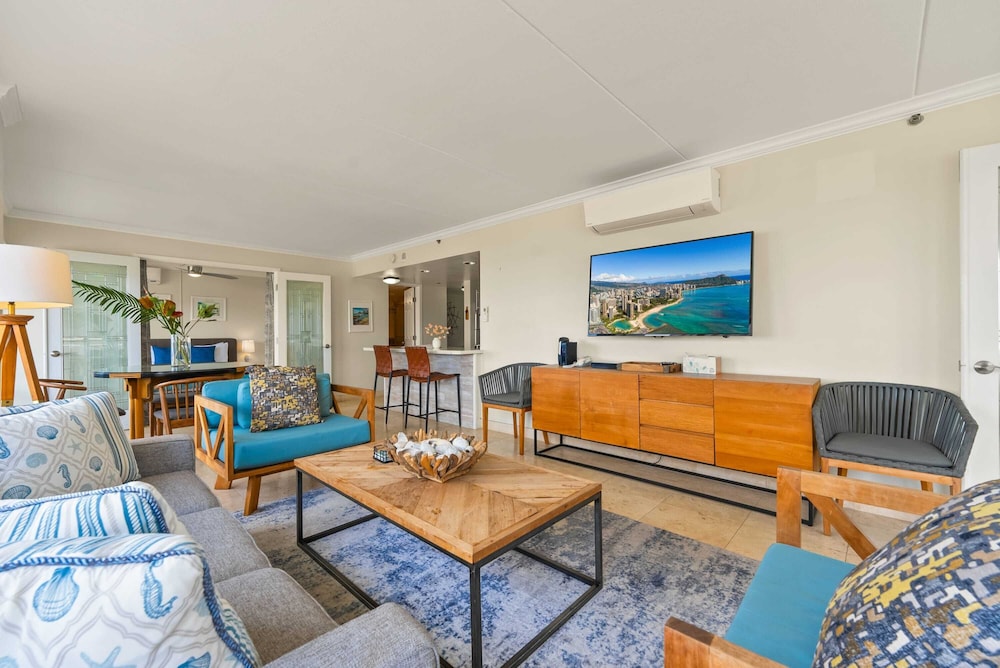 @ Marbella Lane - Cozy 2BR w/ Amazing Ocean Views